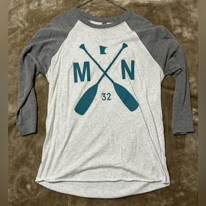 MN 1/4 sleeve shirt